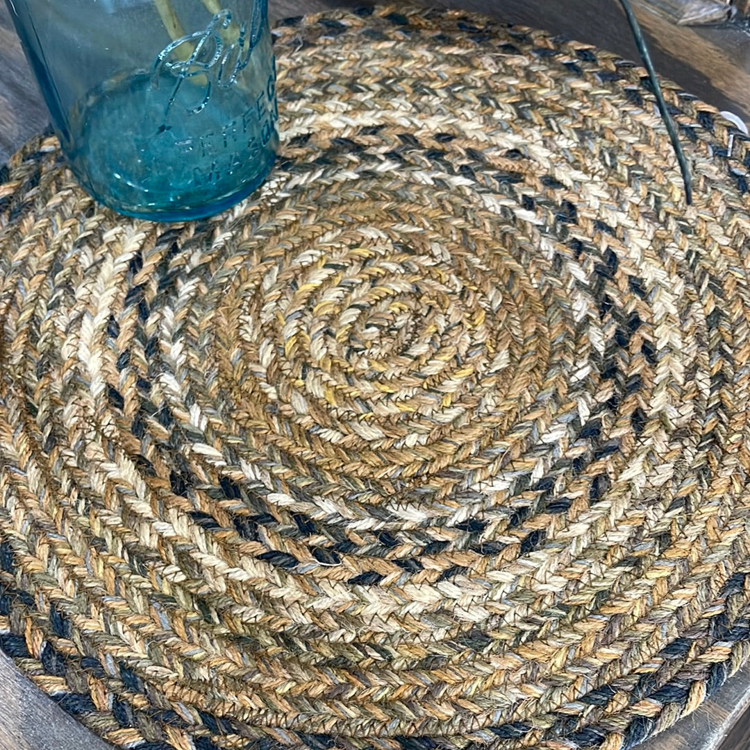 Large Round Braided Placemats – Southern Illinois Mercantile Company